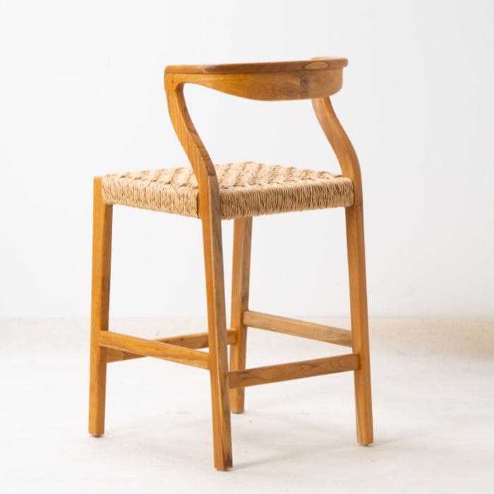 כיסא בר עץ וראטן דגם BARBARA