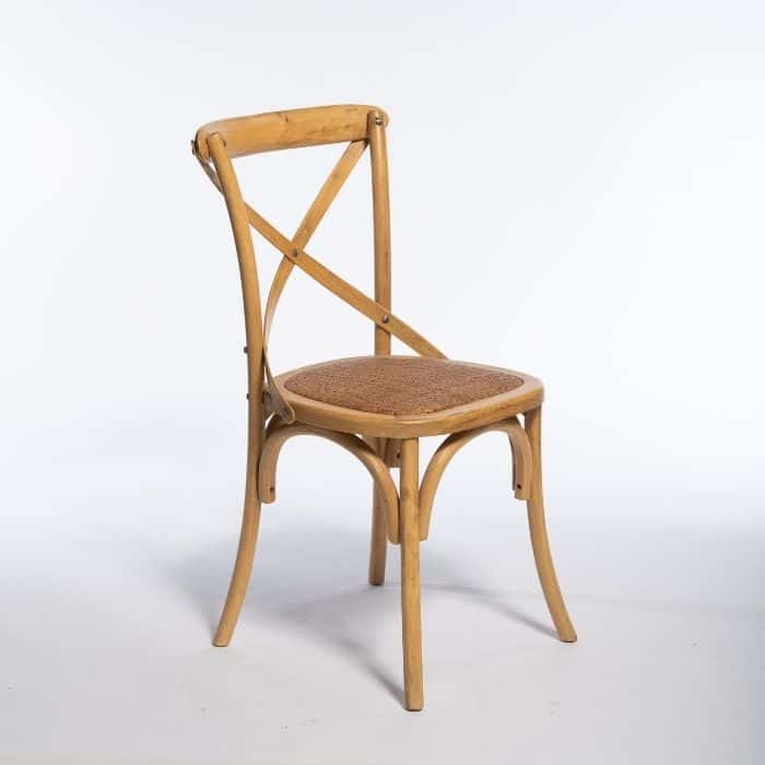 SH CROSS כסא אוכל מעץ משולב ראטן בעיצוב כפרי