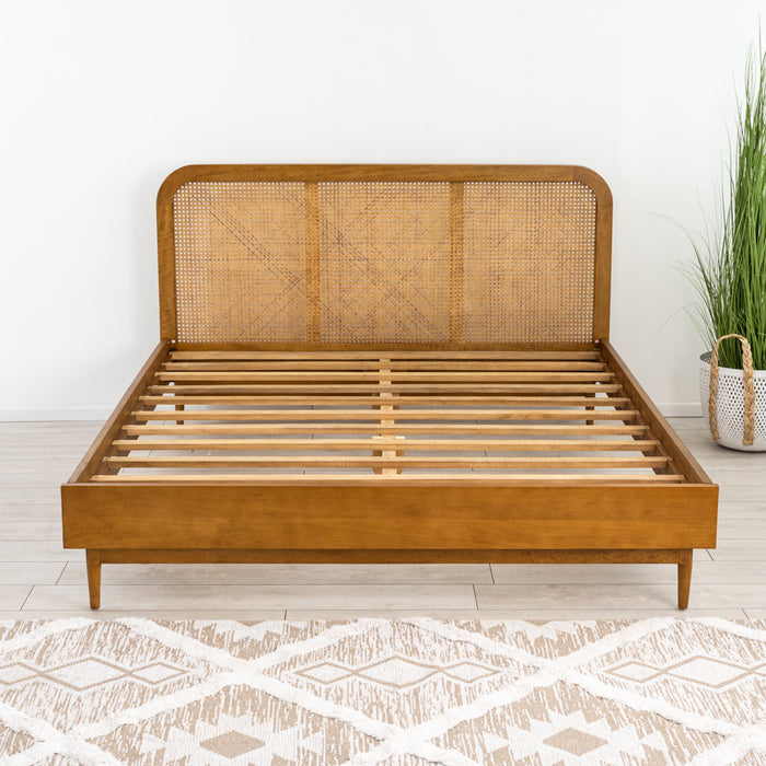 מיטה זוגית גב ראטן R SAHARA