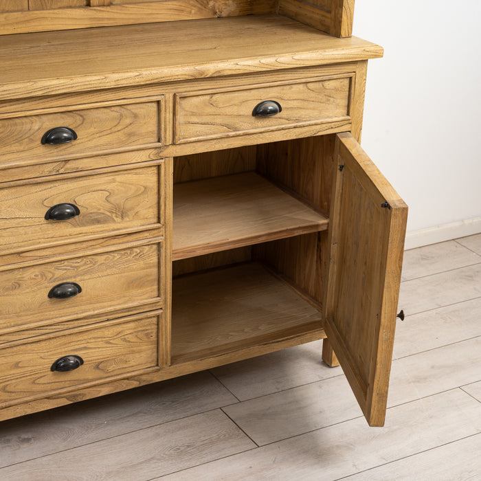 William - ויטרינה עץ רחבה