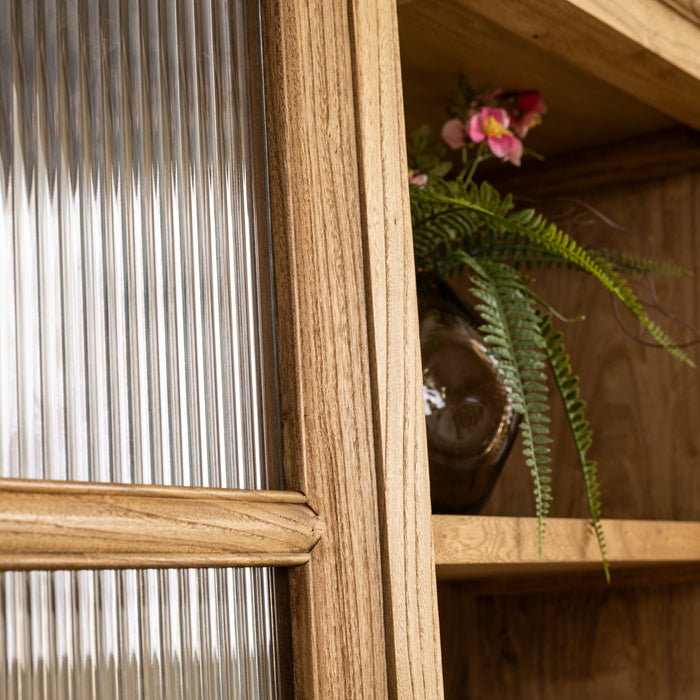 William - ויטרינה עץ רחבה