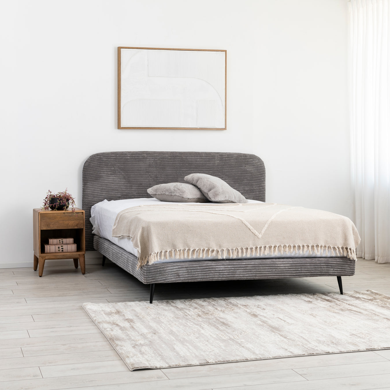 מיטות מרופדות