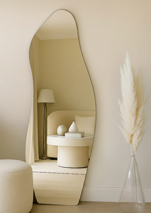 מראה עומדת דגם GANEM