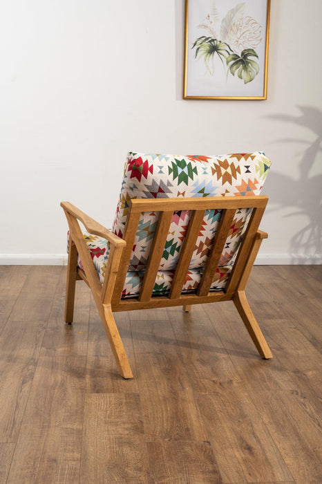 כורסא עם ידיות עץ מעוצבות JACKIE - קארמה