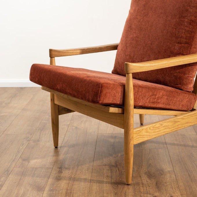כורסא קלאסית עם ידיות עץ JOY - קארמה